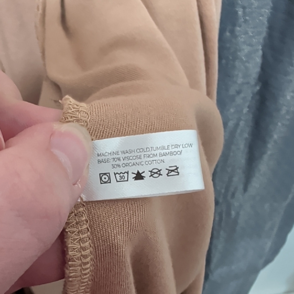 Cozy Tan Women's Robe - Picture 4 of 4